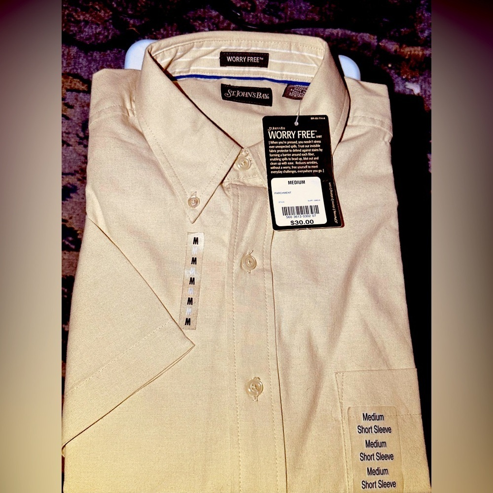 New Men’s Tan (Parchment) Short Sleeved Button Down Casual Dress Shirt Oxford